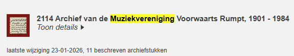 2114 Archief van de Muziekvereniging Voorwaarts met aan de linkerkant een vierkant met een dikke rode rand
